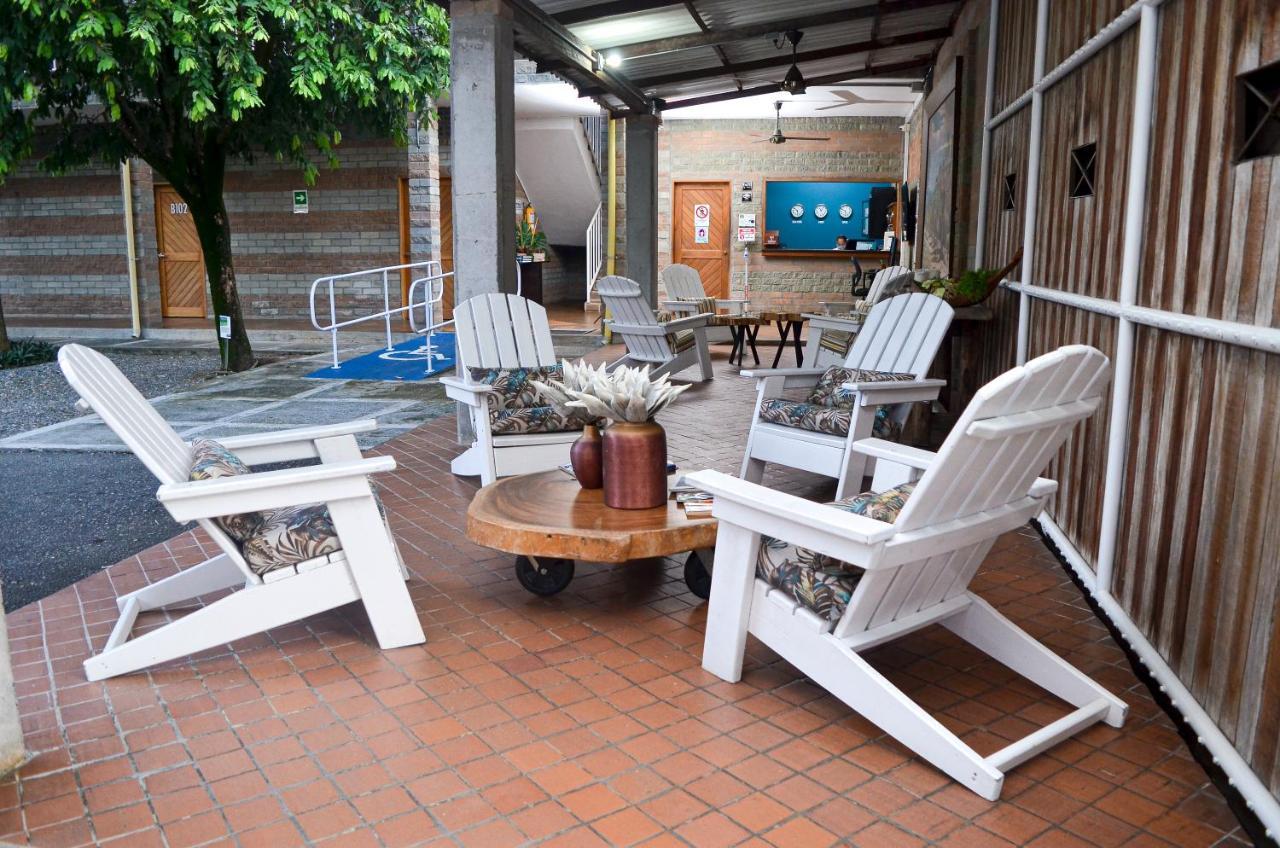 Hosteria Horizontes Caucasia 外观 照片