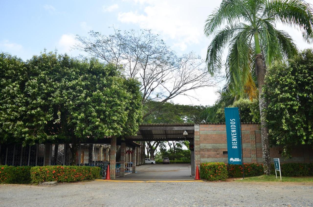 Hosteria Horizontes Caucasia 外观 照片